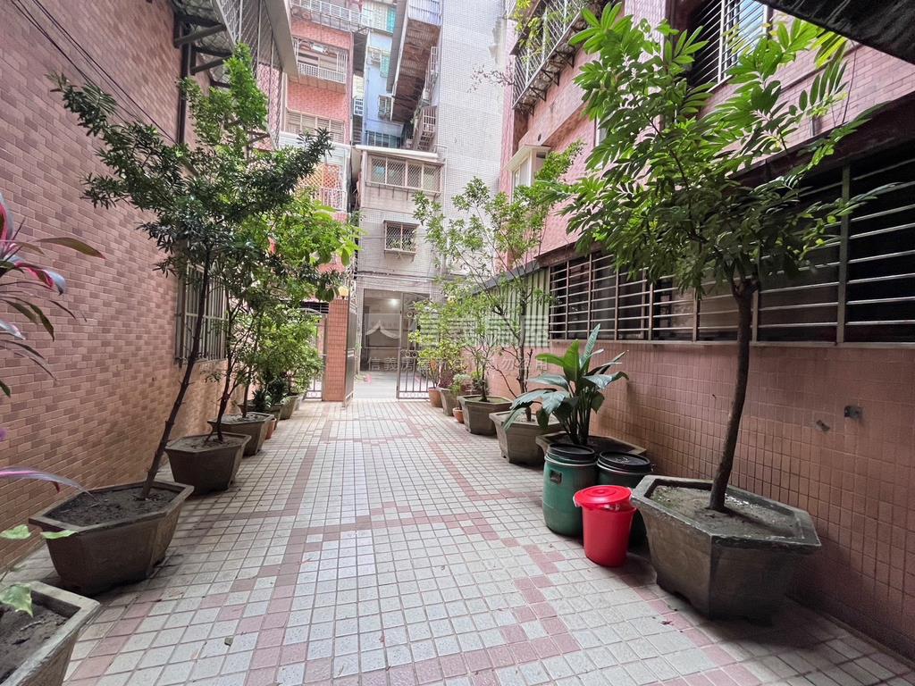 成功路低總價管理社區華廈房屋室內格局與周邊環境