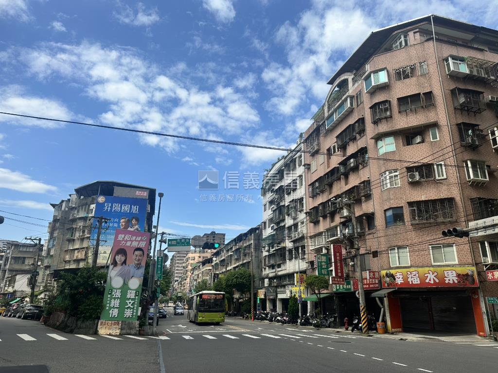 成功路低總價管理社區華廈房屋室內格局與周邊環境