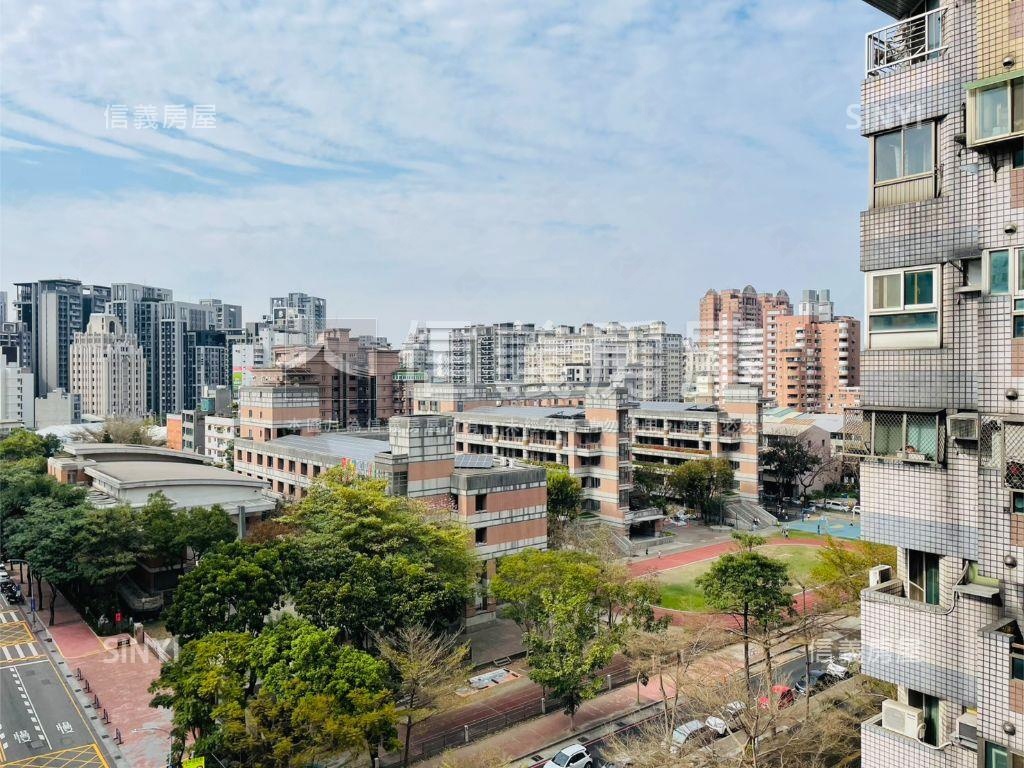 上安學府三房平車誠意釋出房屋室內格局與周邊環境