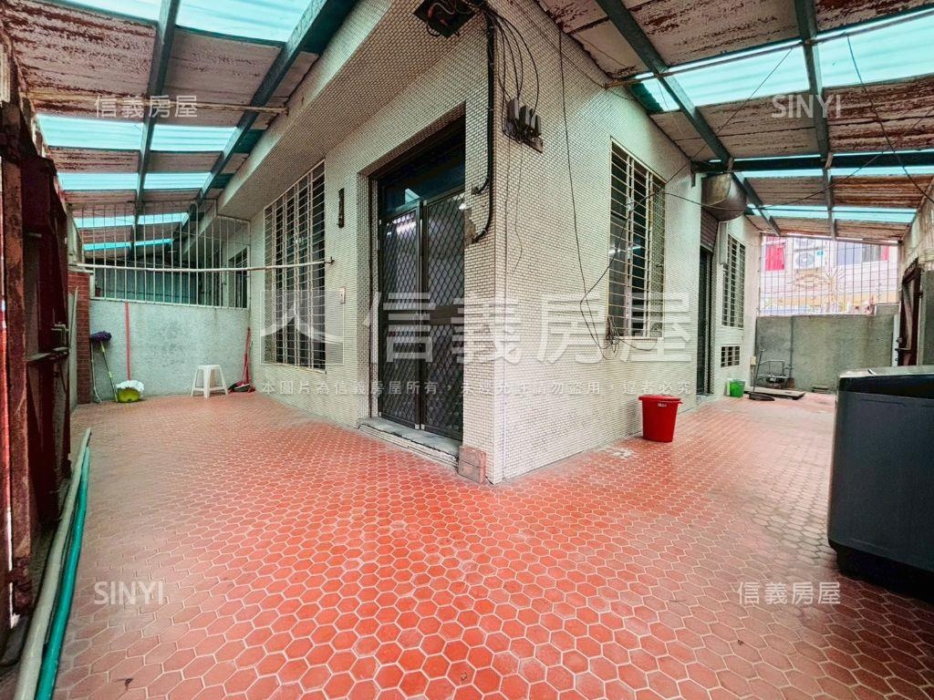 開店就要衛民街大面寬老宅房屋室內格局與周邊環境