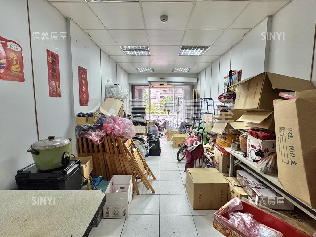 忠恕打通金店面房屋室內格局與周邊環境