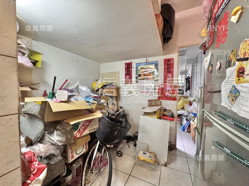 忠恕打通金店面房屋室內格局與周邊環境