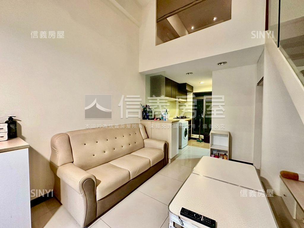 采舍七樓附車位房屋室內格局與周邊環境