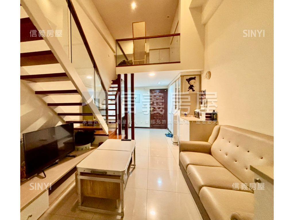 采舍七樓附車位房屋室內格局與周邊環境