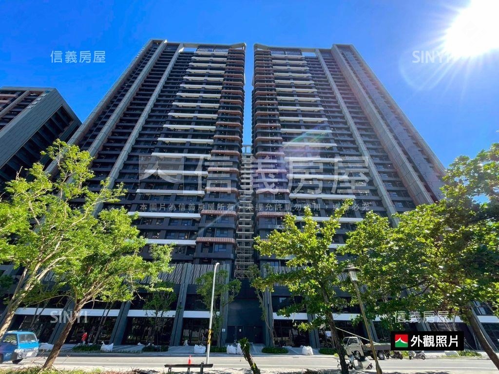 愛琴海稀有高樓層兩房平車房屋室內格局與周邊環境