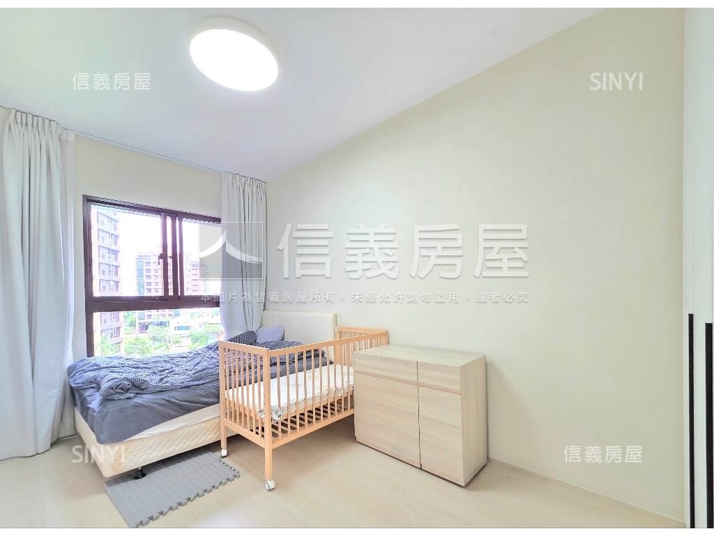 一起高飛邊間方正裝潢２房房屋室內格局與周邊環境