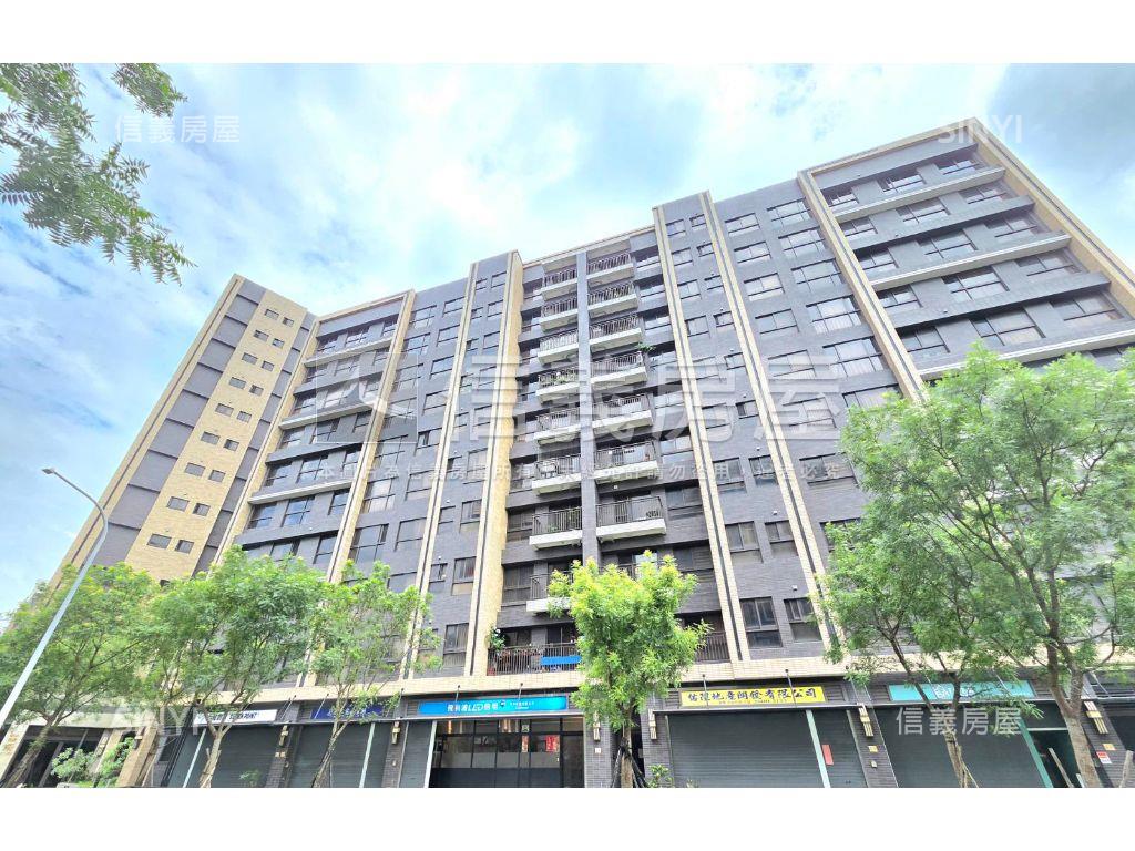 一起高飛邊間方正裝潢２房房屋室內格局與周邊環境