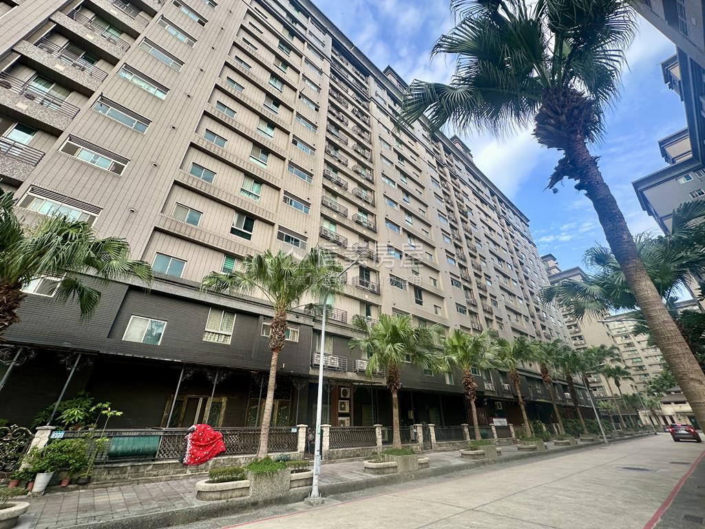 南崁阿曼區優質三房車位房屋室內格局與周邊環境