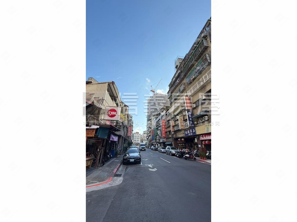 曉南門三角窗店面房屋室內格局與周邊環境