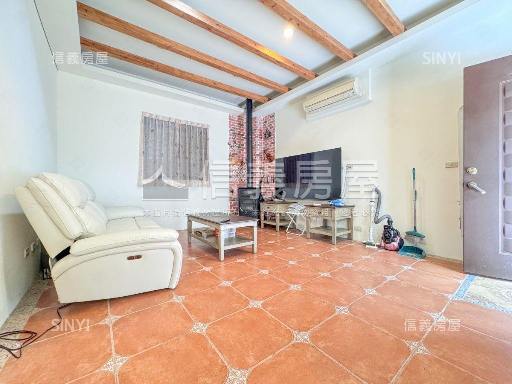 強！大面寬雙車位別墅房屋室內格局與周邊環境