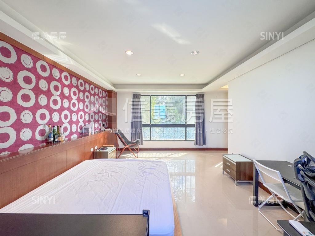 強！大面寬雙車位別墅房屋室內格局與周邊環境