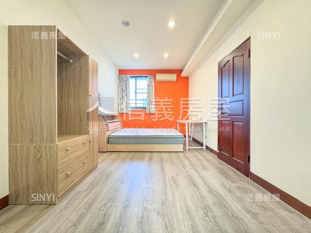 強！大面寬雙車位別墅房屋室內格局與周邊環境