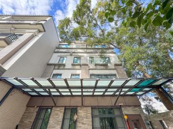 東海９米面寬雙車位別墅！