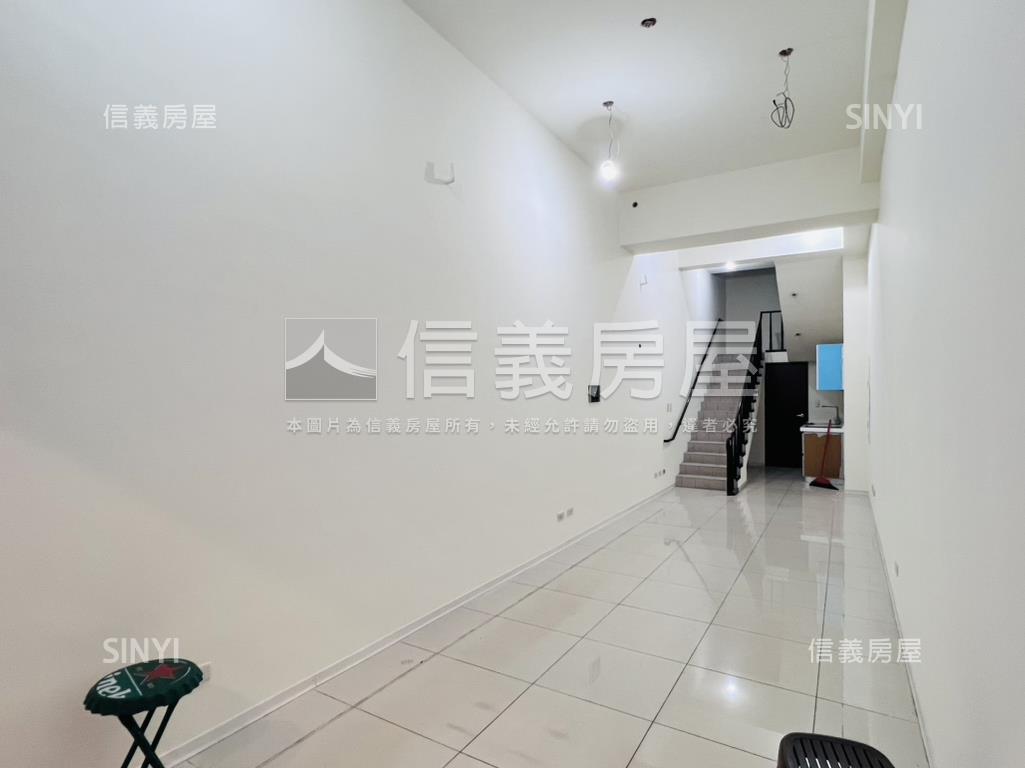 正重新路雅致雙層店面房屋室內格局與周邊環境