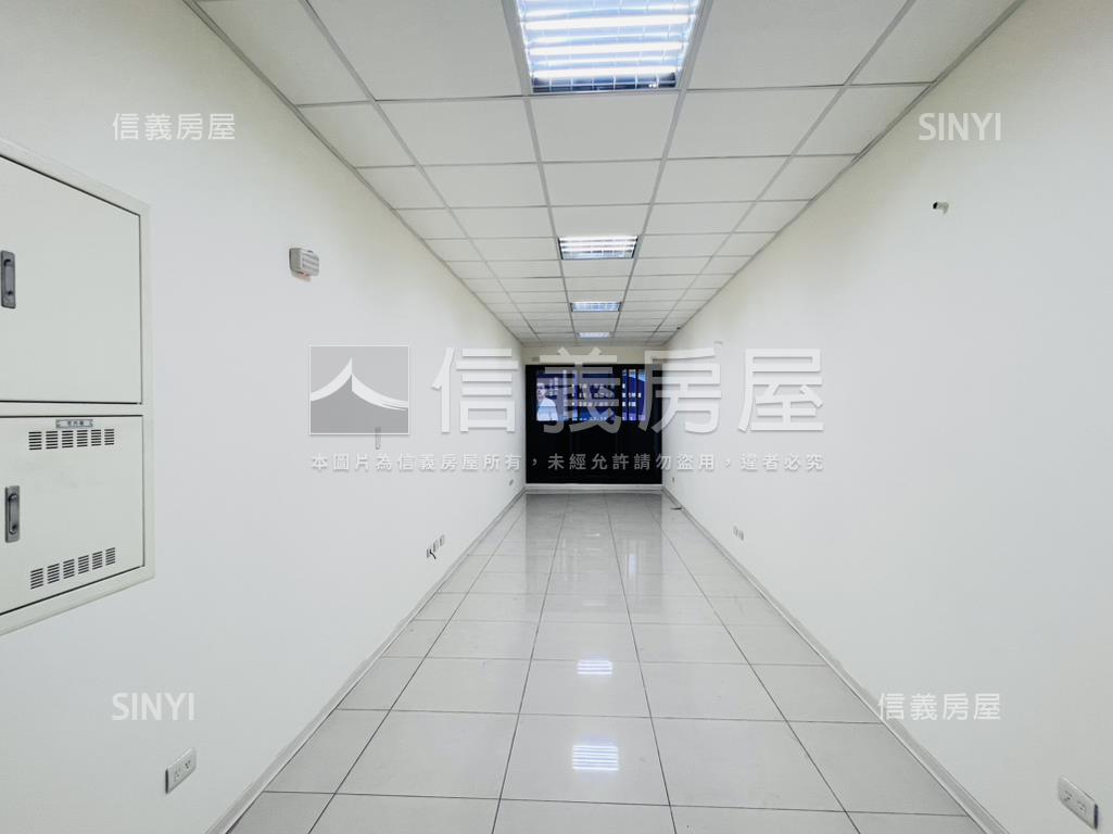 正重新路雅致雙層店面房屋室內格局與周邊環境