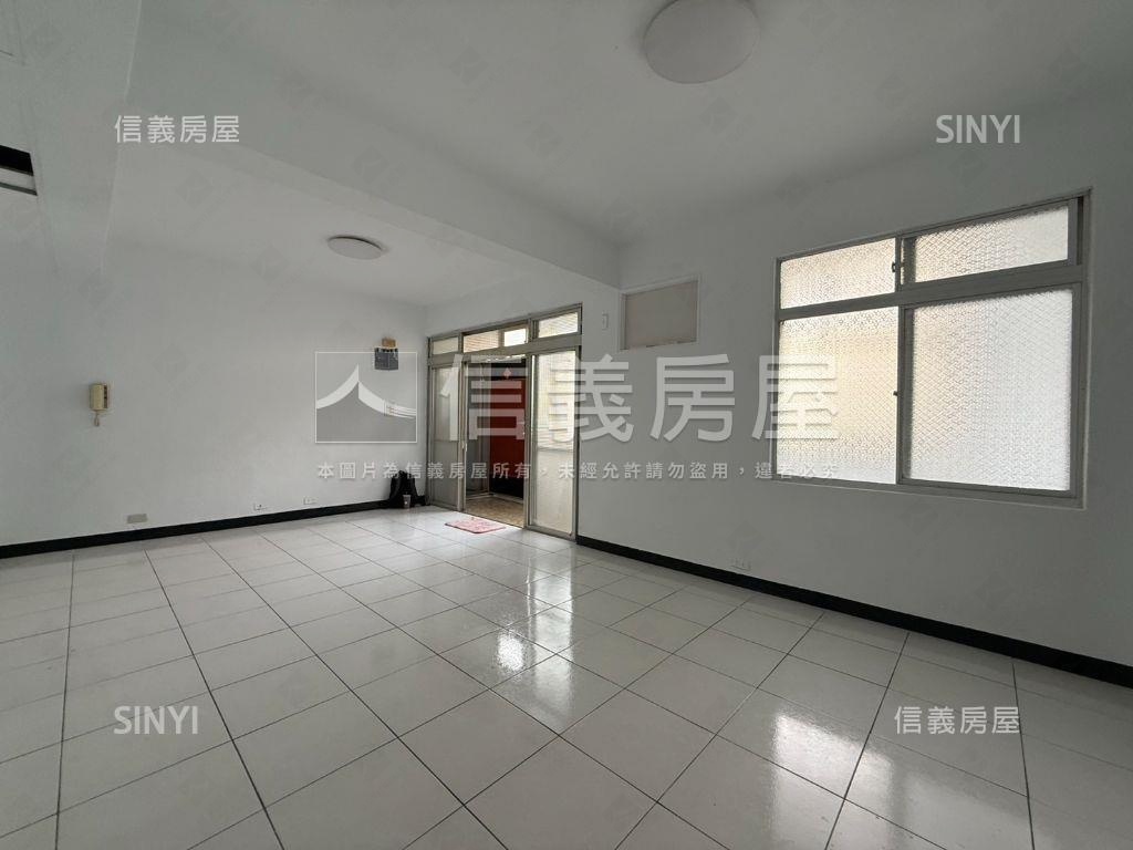 翡翠公寓四房房屋室內格局與周邊環境