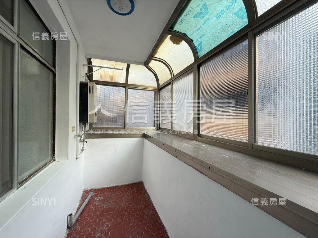 翡翠公寓四房房屋室內格局與周邊環境
