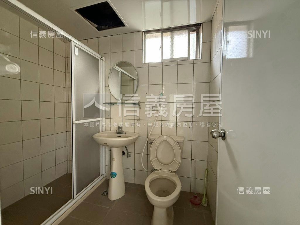 翡翠公寓四房房屋室內格局與周邊環境