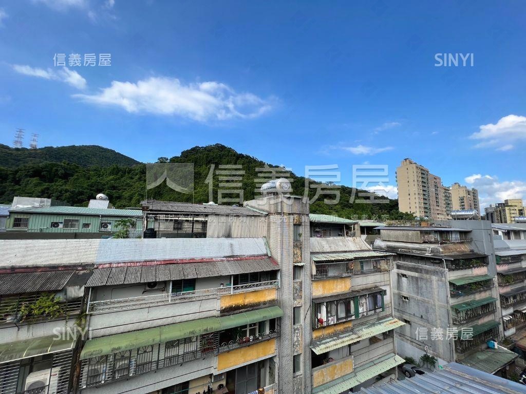 翡翠公寓四房房屋室內格局與周邊環境