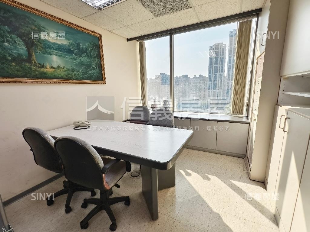 經貿王朝鋼骨景觀大樓房屋室內格局與周邊環境