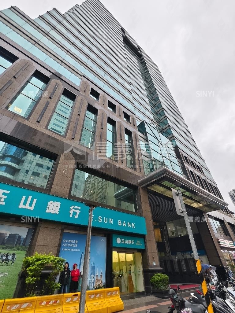 經貿王朝鋼骨景觀大樓房屋室內格局與周邊環境