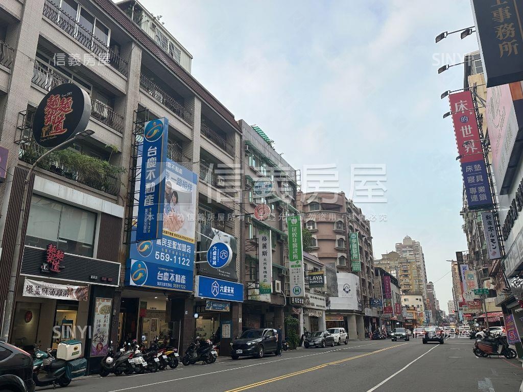 凹子底熱鬧精華店面土地房屋室內格局與周邊環境