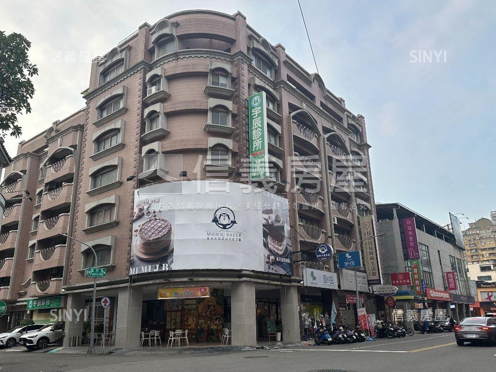 凹子底熱鬧精華店面土地房屋室內格局與周邊環境