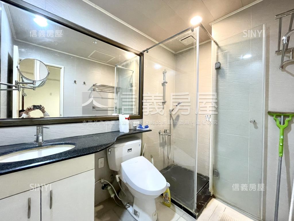 風尚薈萃學區宅兩房車位房屋室內格局與周邊環境