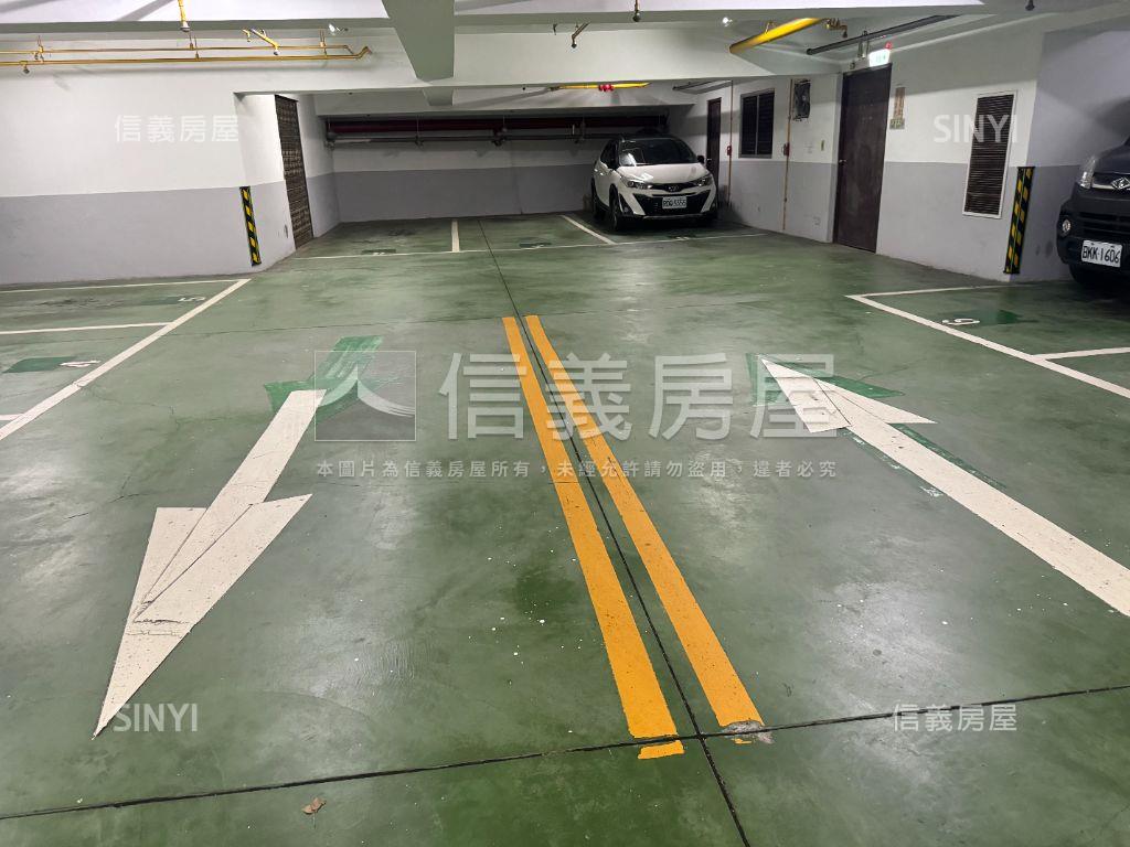 忠孝永春站少有１０車位房屋室內格局與周邊環境