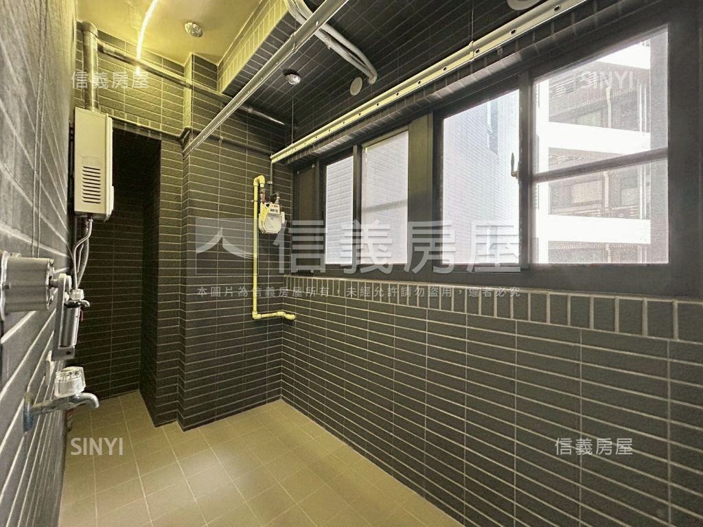 Ｘ計畫瑞典綠洲稀有兩房房屋室內格局與周邊環境