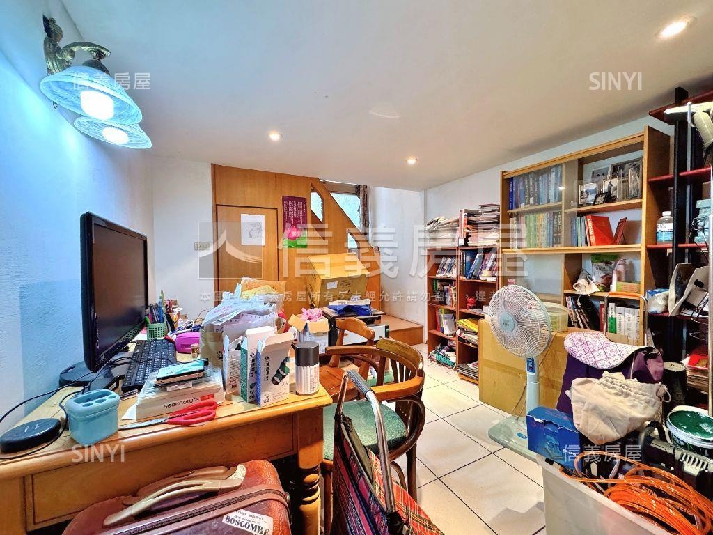 伊吉邦電梯景觀美宅附車位房屋室內格局與周邊環境