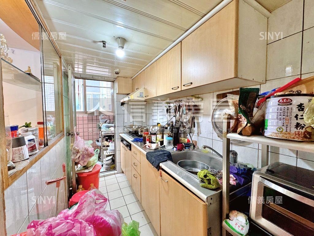 伊吉邦電梯景觀美宅附車位房屋室內格局與周邊環境