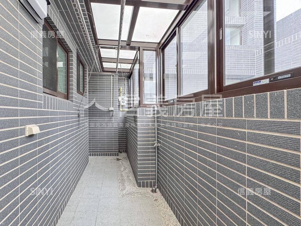 九牧世家露台景觀戶房屋室內格局與周邊環境