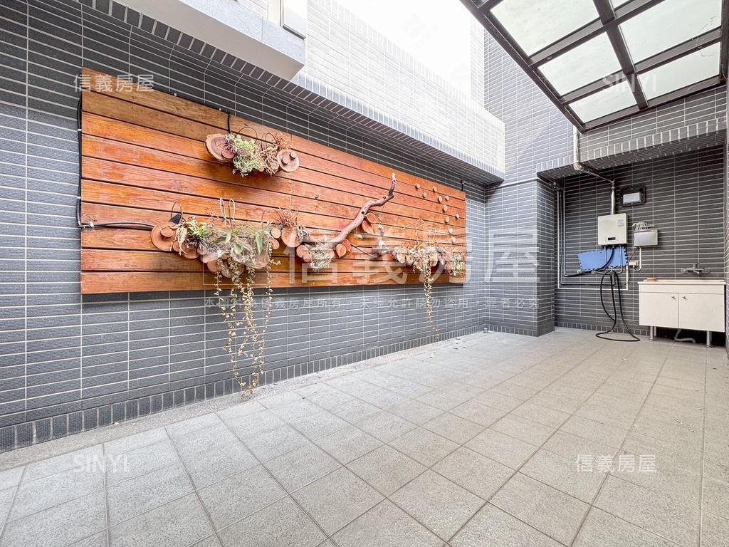 九牧世家露台景觀戶房屋室內格局與周邊環境