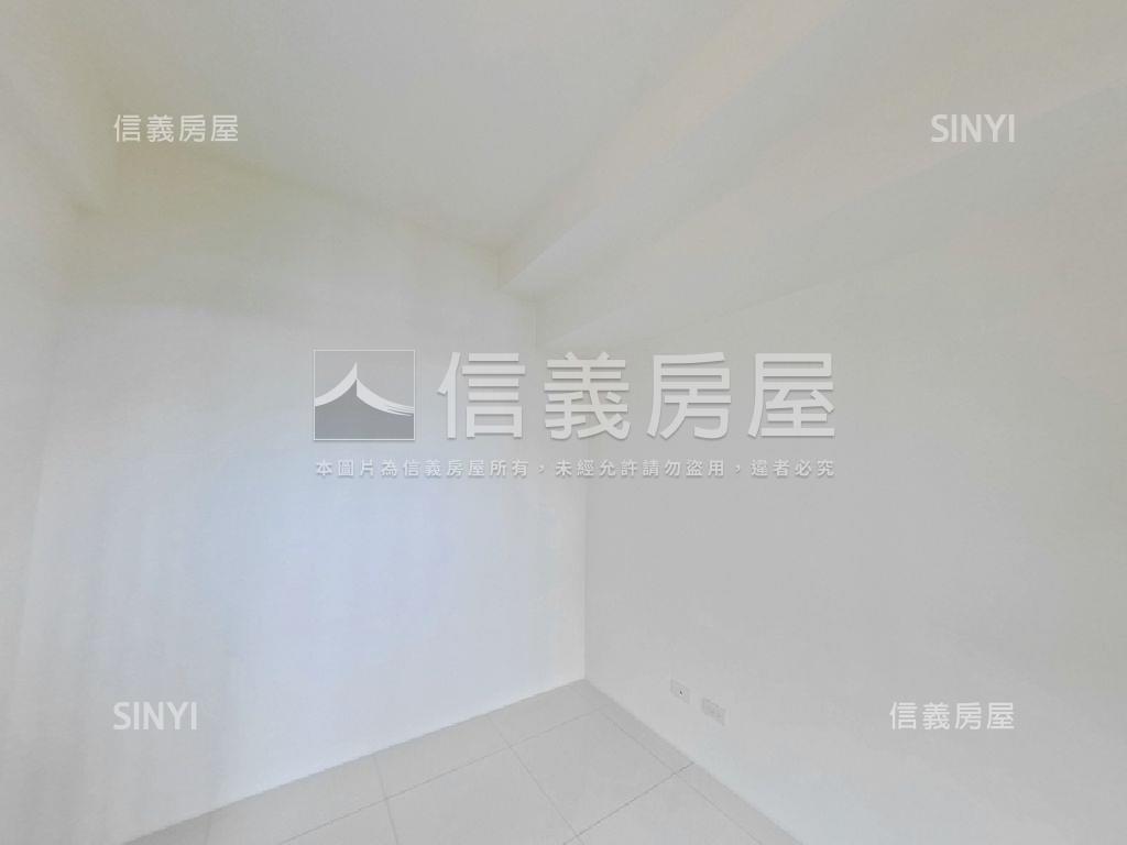 河岸景觀天鵝堡兩房平車房屋室內格局與周邊環境