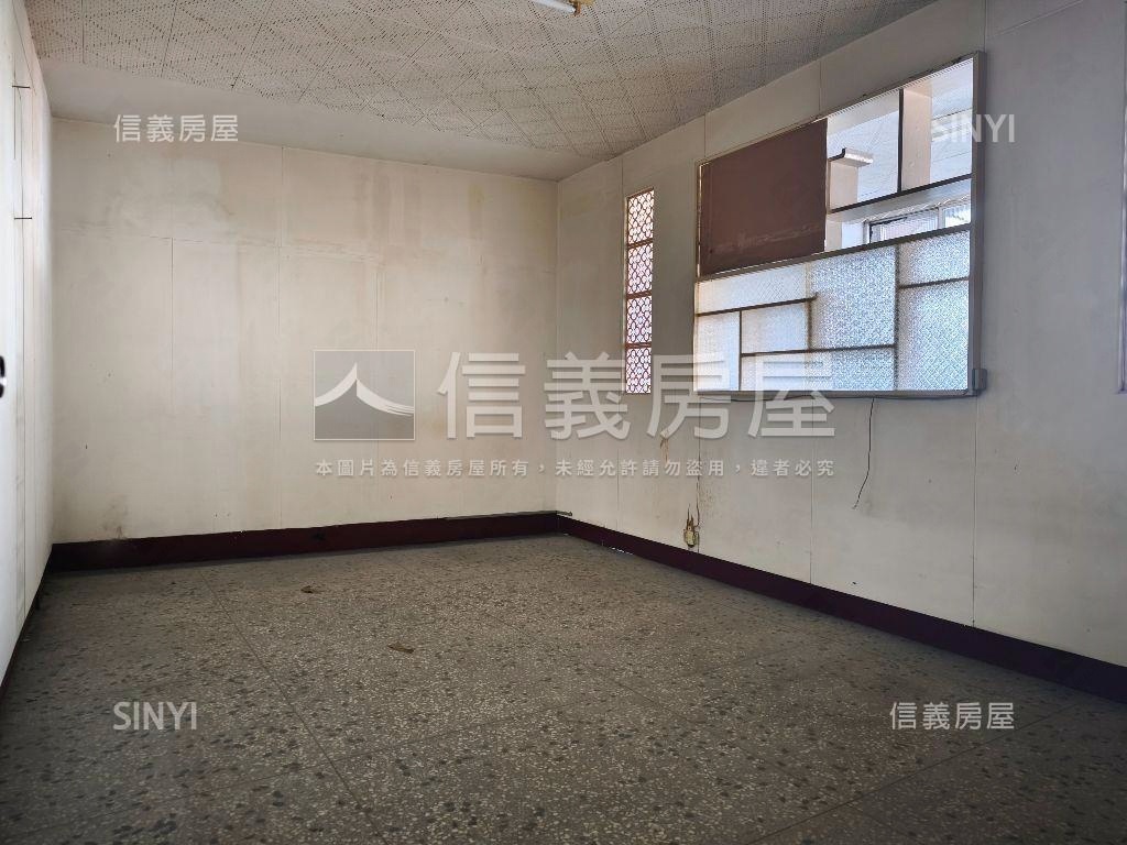 ２Ｆ公園旁公寓房屋室內格局與周邊環境