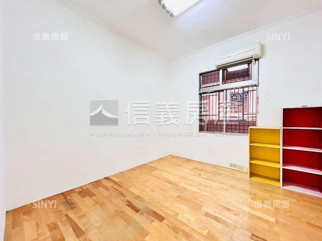 新天母溫馨大三房車位房屋室內格局與周邊環境