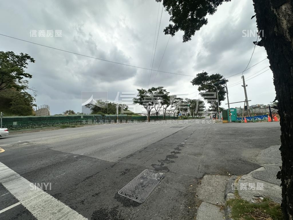捷運黃線Ｙ１正路透店房屋室內格局與周邊環境