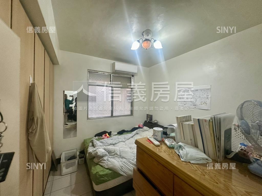 低總價捷運學區靜謐起家厝房屋室內格局與周邊環境