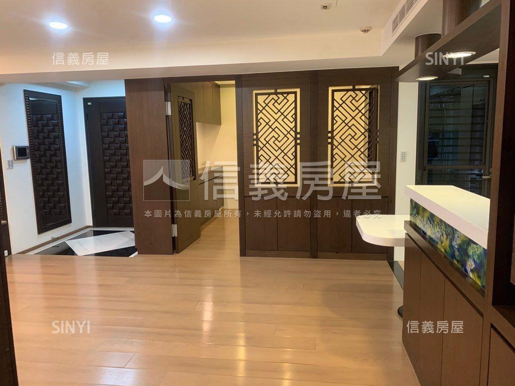 華爾道夫高樓豪邸房屋室內格局與周邊環境