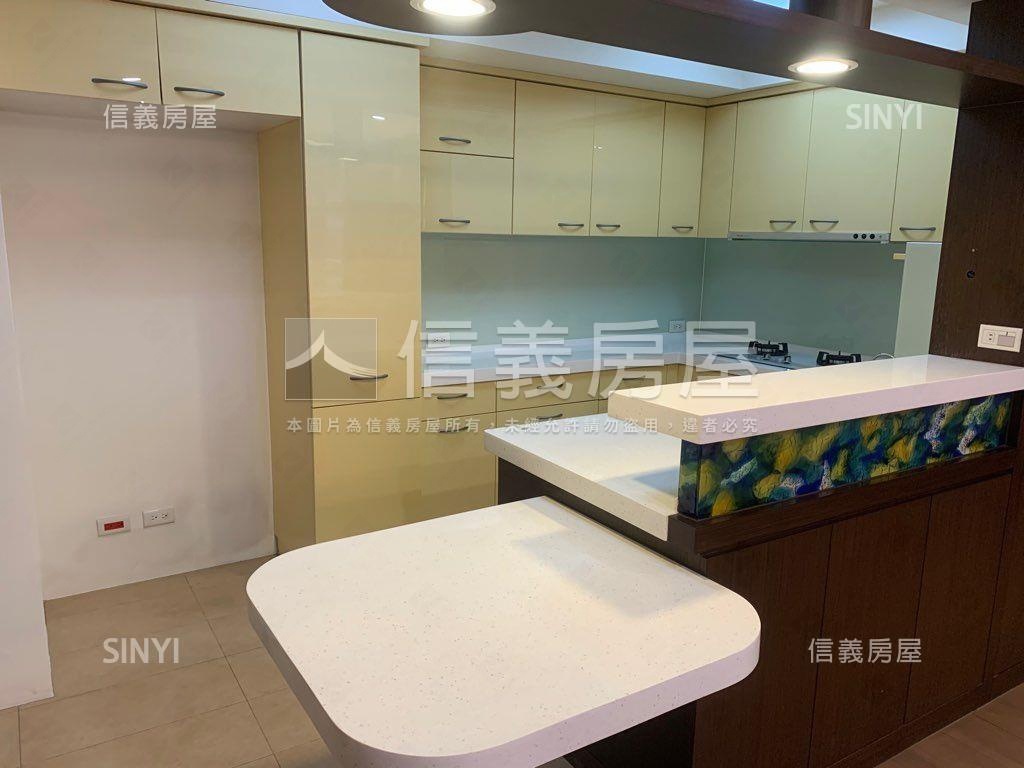 華爾道夫高樓豪邸房屋室內格局與周邊環境