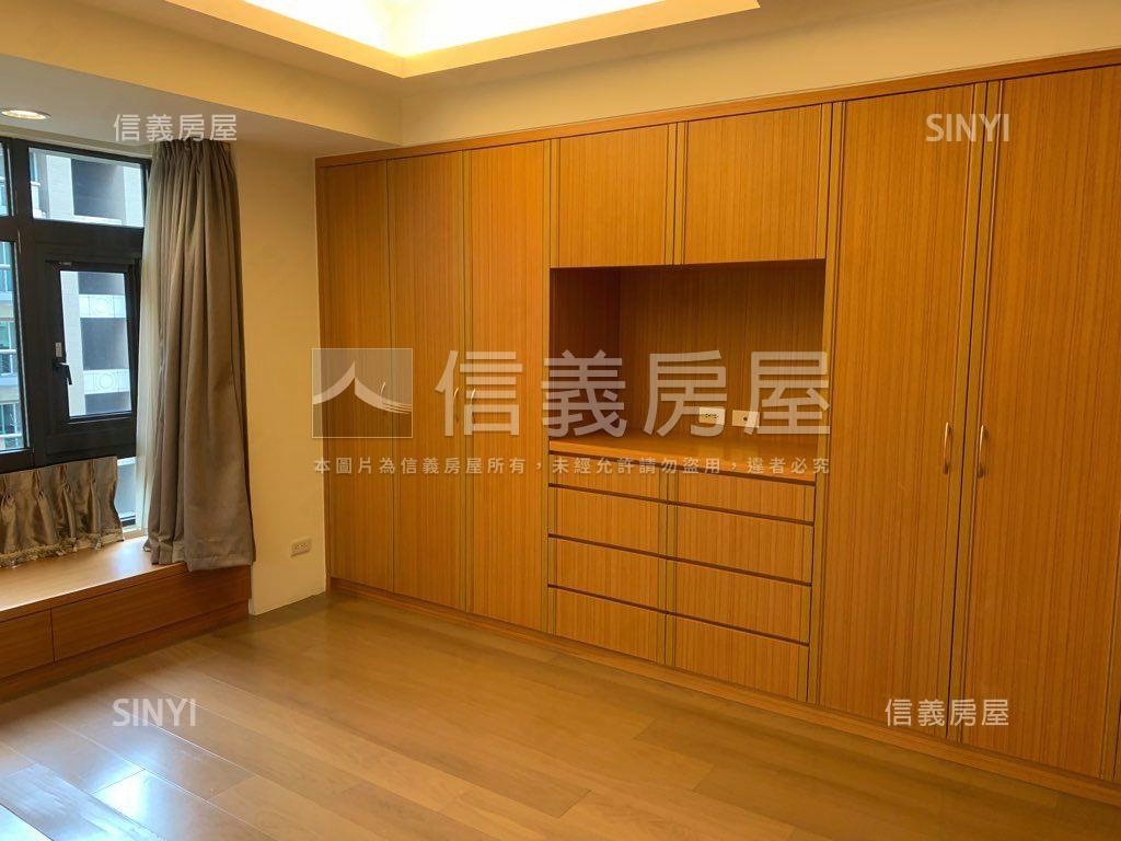 華爾道夫高樓豪邸房屋室內格局與周邊環境