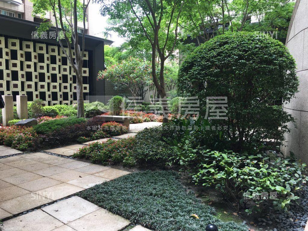 華爾道夫高樓豪邸房屋室內格局與周邊環境