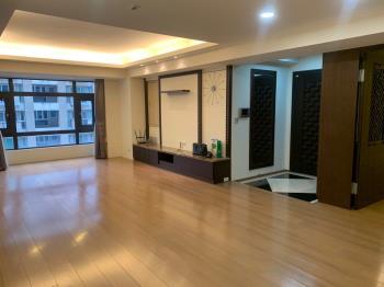 華爾道夫高樓豪邸