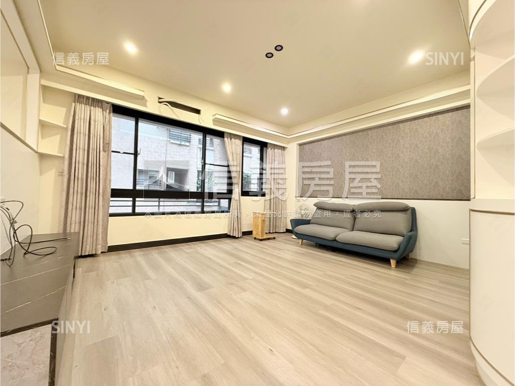 永大市角窗雙併車庫透天房屋室內格局與周邊環境