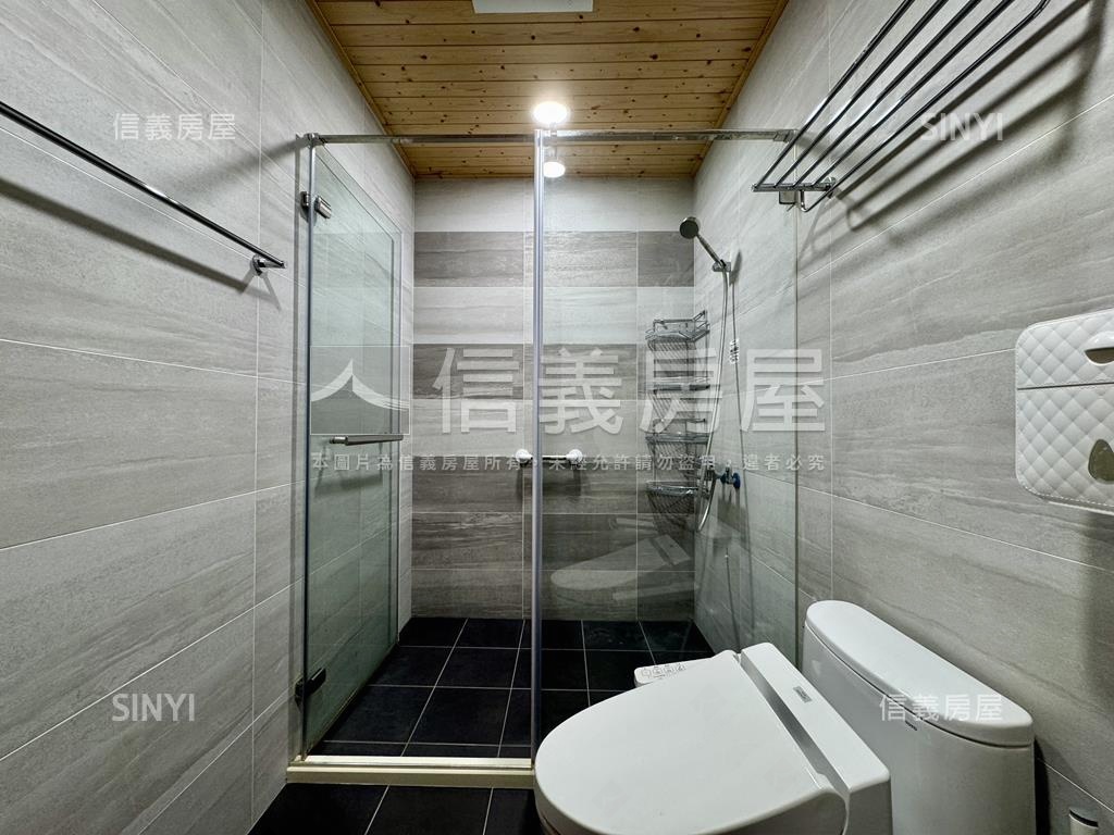 永大市角窗雙併車庫透天房屋室內格局與周邊環境