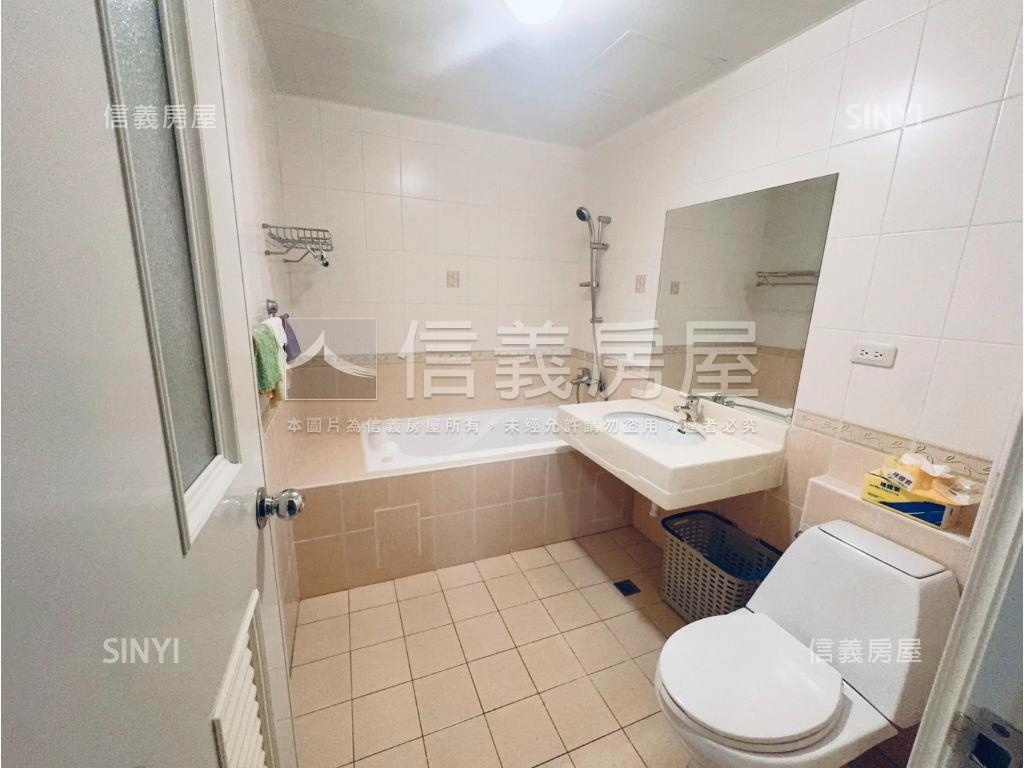 過嶺重劃區４房別墅房屋室內格局與周邊環境