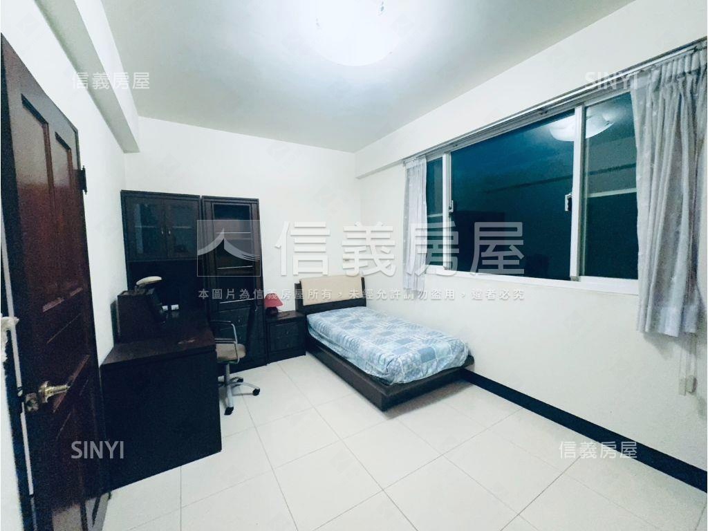 過嶺重劃區４房別墅房屋室內格局與周邊環境