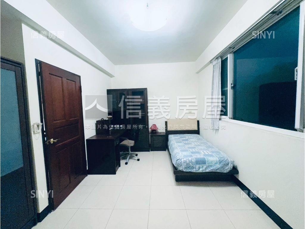 過嶺重劃區４房別墅房屋室內格局與周邊環境