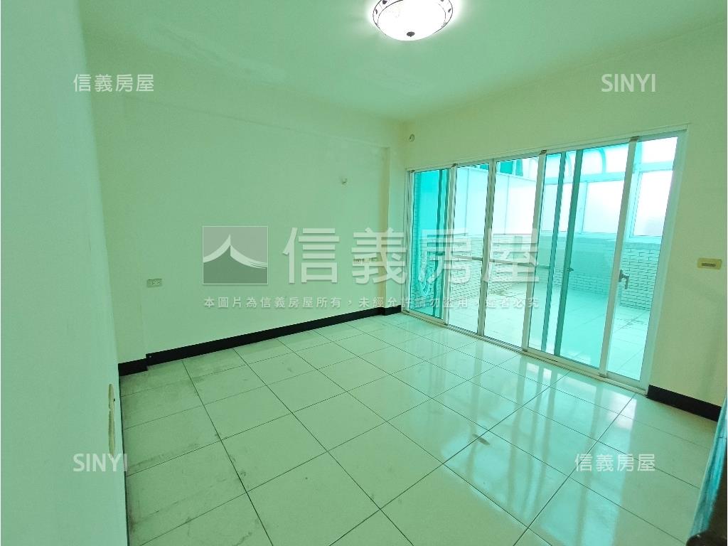 過嶺重劃區４房別墅房屋室內格局與周邊環境